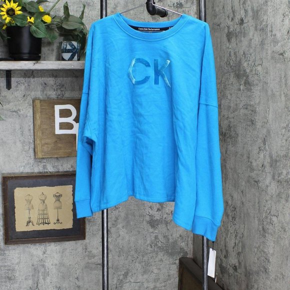NWT Calvin Klein Size Logo Fleece Crewneck Sweatshirt PF2X2356 3X Atomic Blue - Picture 2 of 6